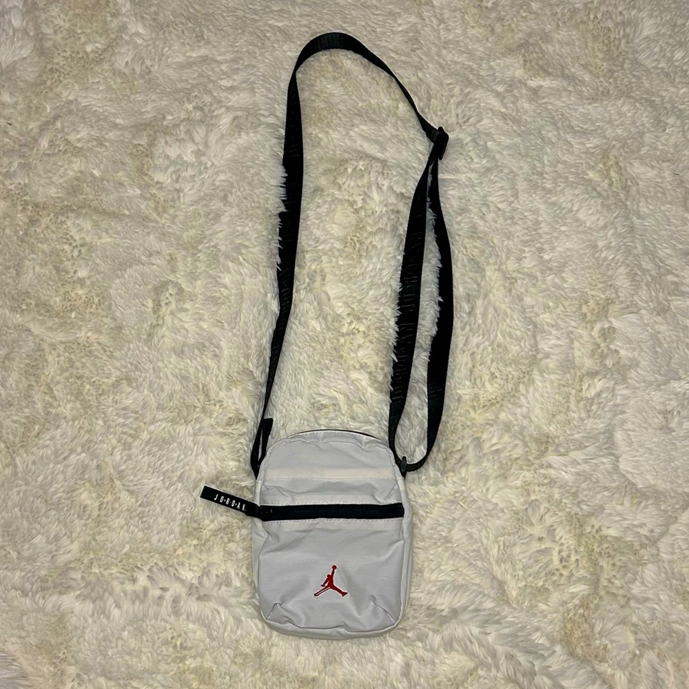 Men’s Jordan cross body - white with red Jordan icon - original straps BRAND NEW